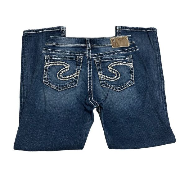 Silver Natsuki Relaxed Straight Medium Wash Comfortable Pocket Crop Ankle Jeans - Picture 5 of 6